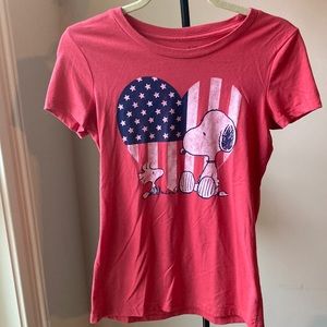 Old Navy American Flag PEANUTS Snoopy & Woodstock America T-Shirt